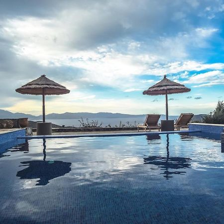 Evexia Villa Tholos  Экстерьер фото